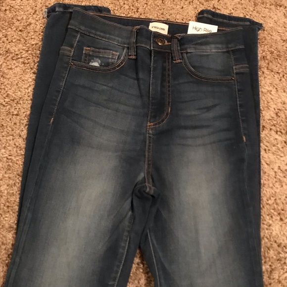 Sneak Peek High Rise Slit Knee Jeans - Picture 2 of 6